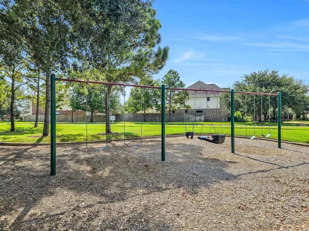 1902 Highland Point Court Pearland, TX 77581