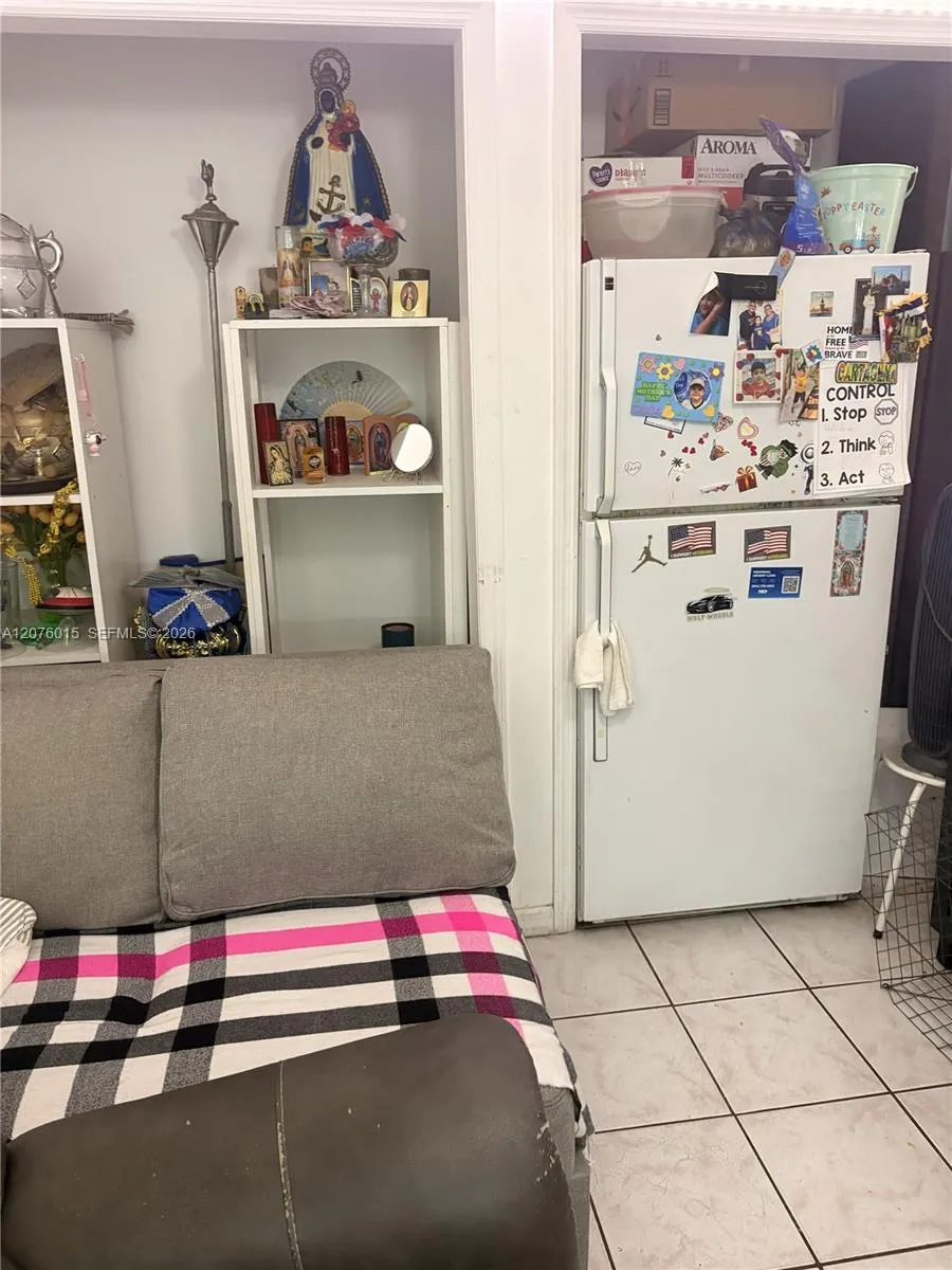 12820 NW 104th Ave Hialeah Gardens, FL 33018
