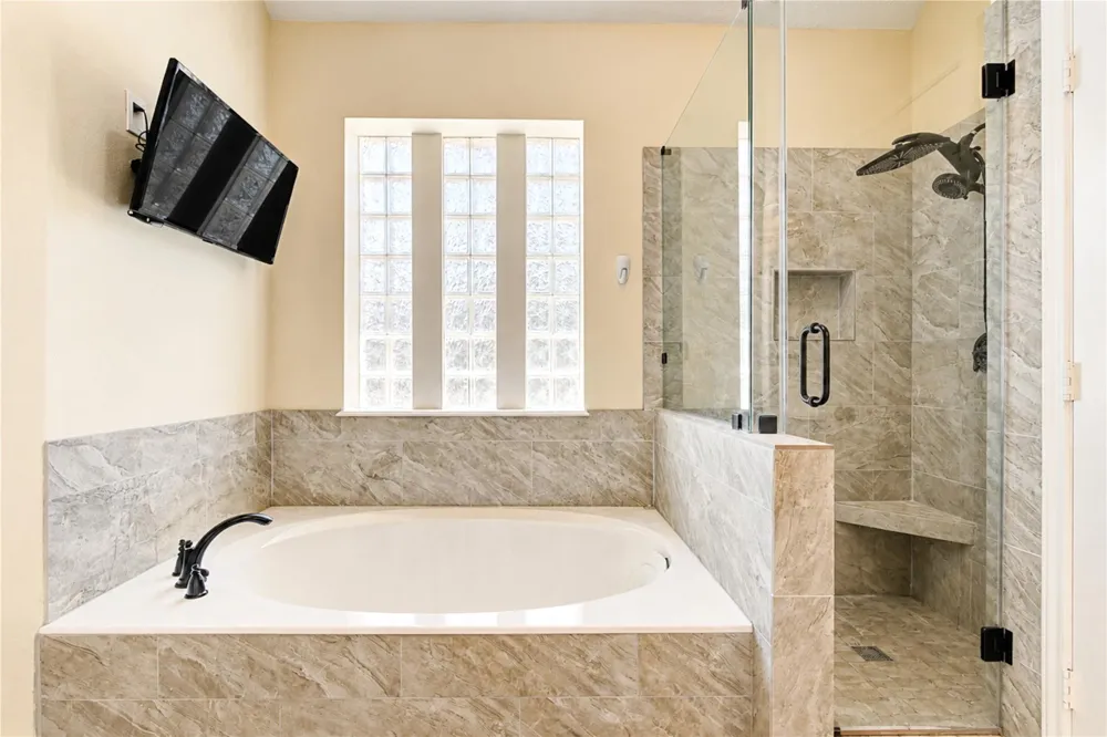 11 Ryanwyck Place The Woodlands, TX 77384