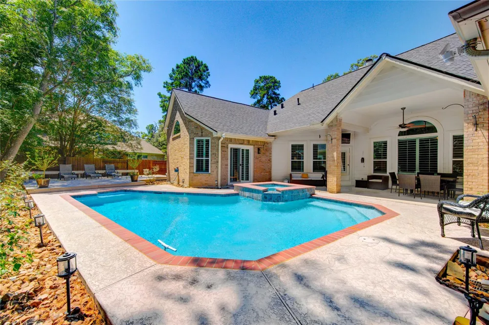 11 Ryanwyck Place The Woodlands, TX 77384