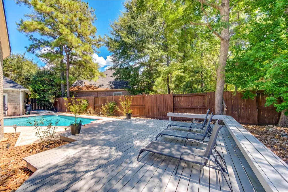 11 Ryanwyck Place The Woodlands, TX 77384