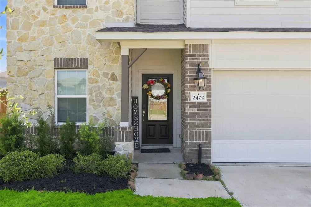2402 Mount Dana Drive Rosharon, TX 77583