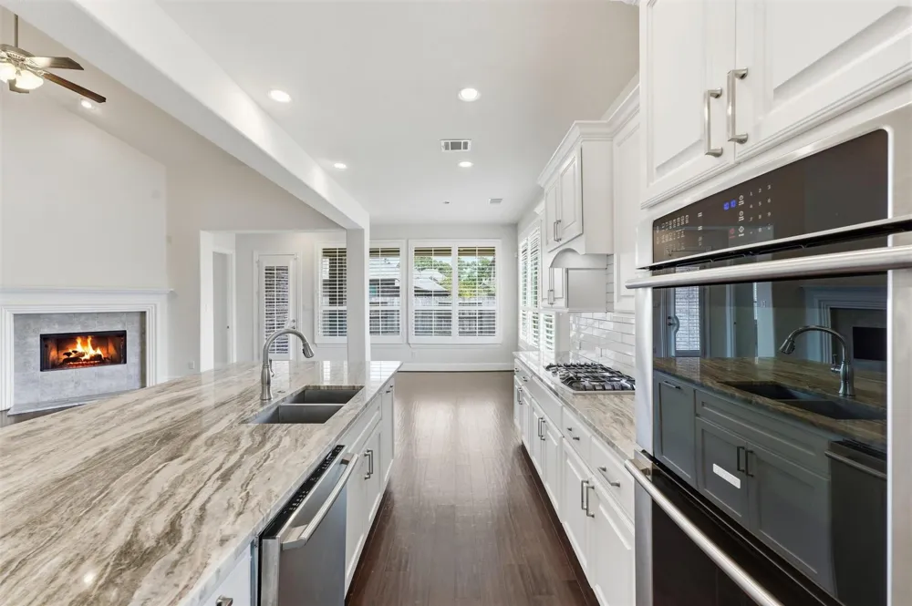9952 Downey Emerald Drive Conroe, TX 77385