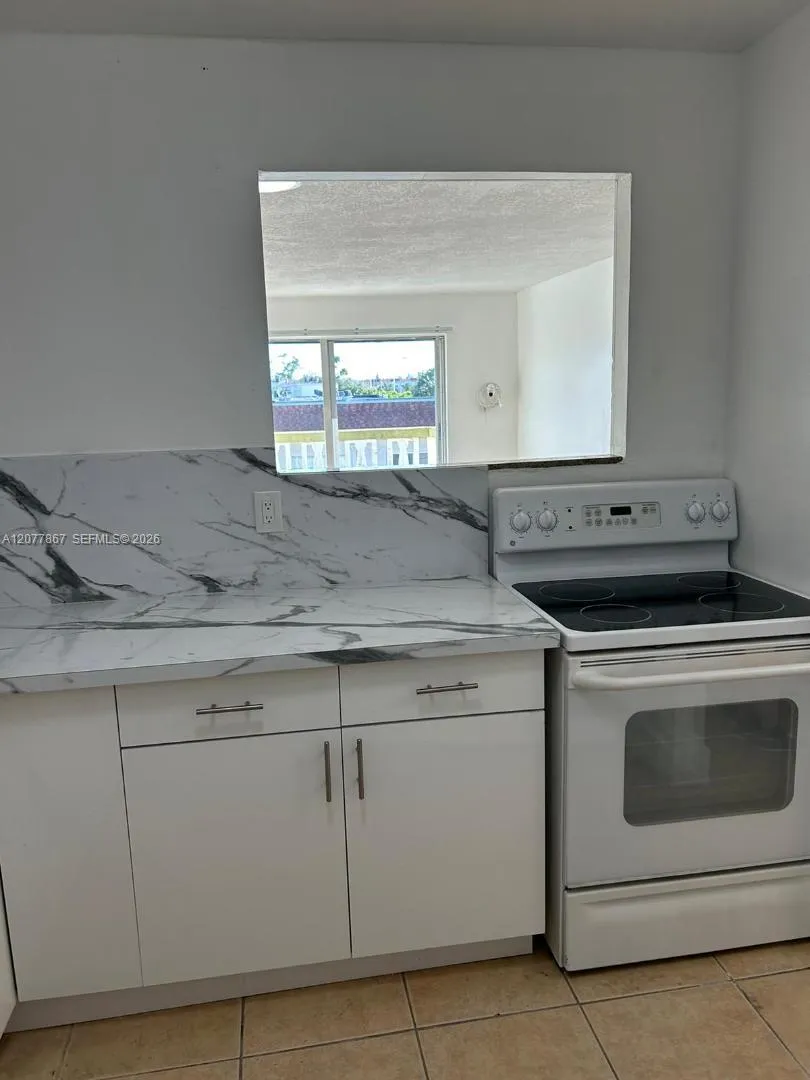 15201 NE 6th Ave #C302 Miami, FL 33162