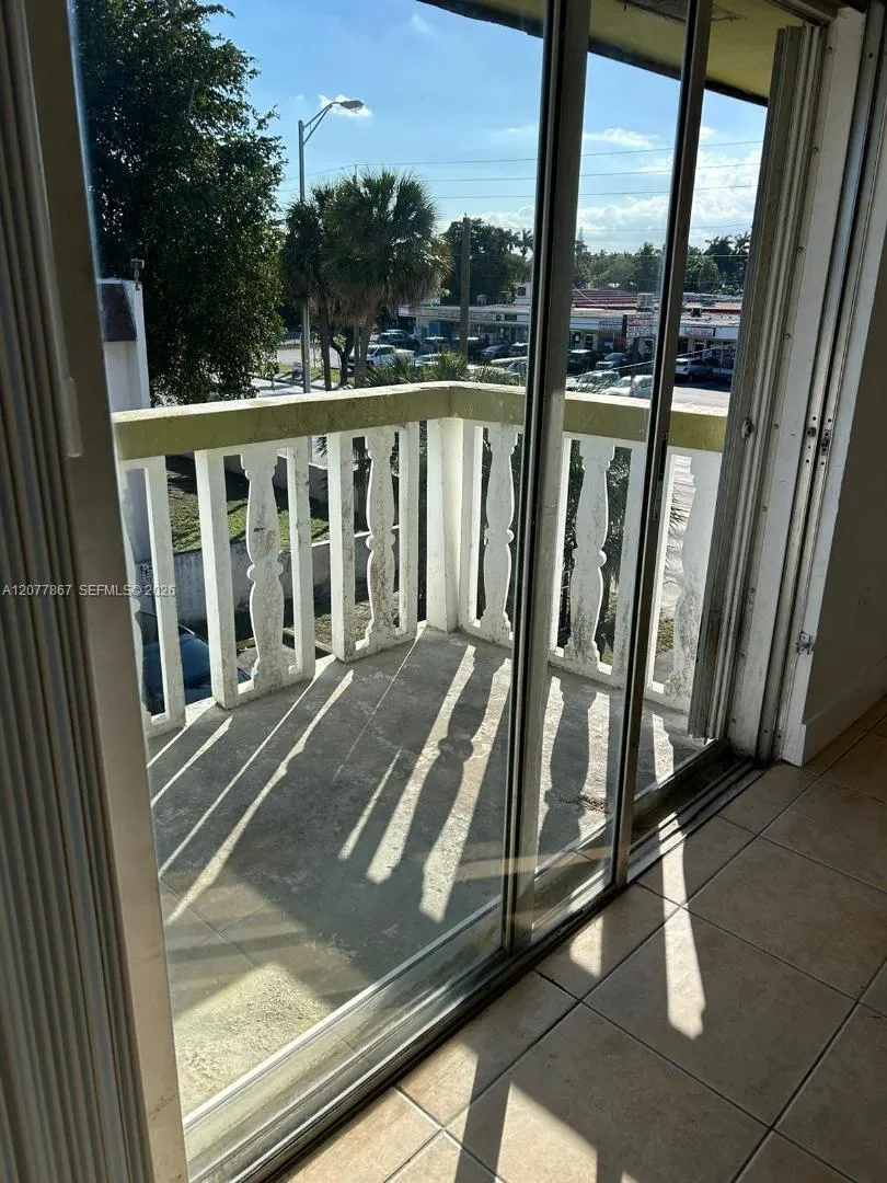 15201 NE 6th Ave #C302 Miami, FL 33162