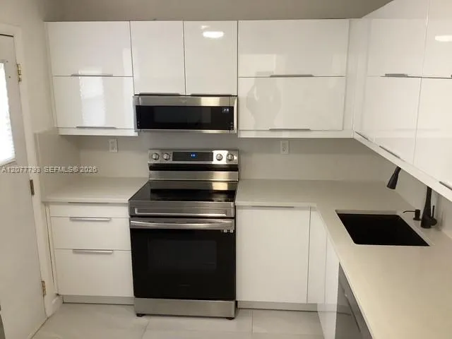 1501 NE 191st St #C212 Miami, FL 33179