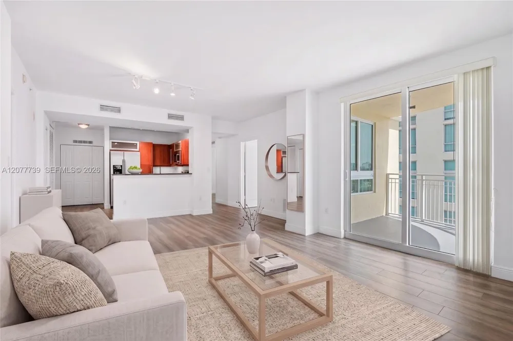 7350 SW 89th St #706S Miami, FL 33156