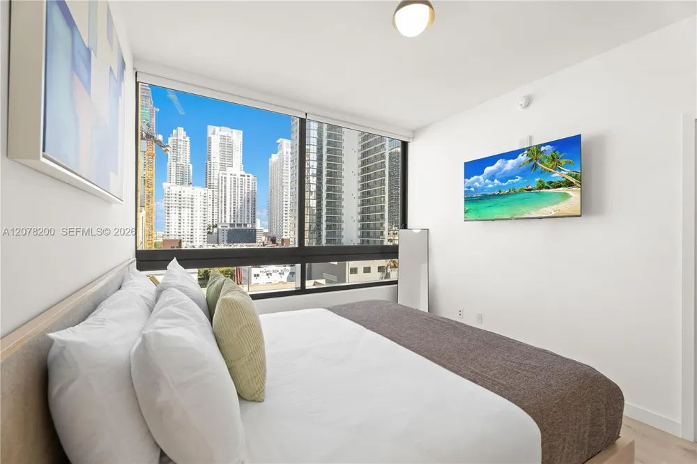 225 Miami Ave #1003 Miami, FL 33128