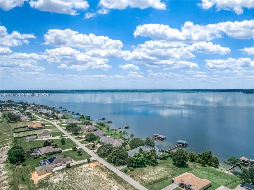 135 SUNSET POINTE BLVD Other City - In The State Of Florida, FL 33852