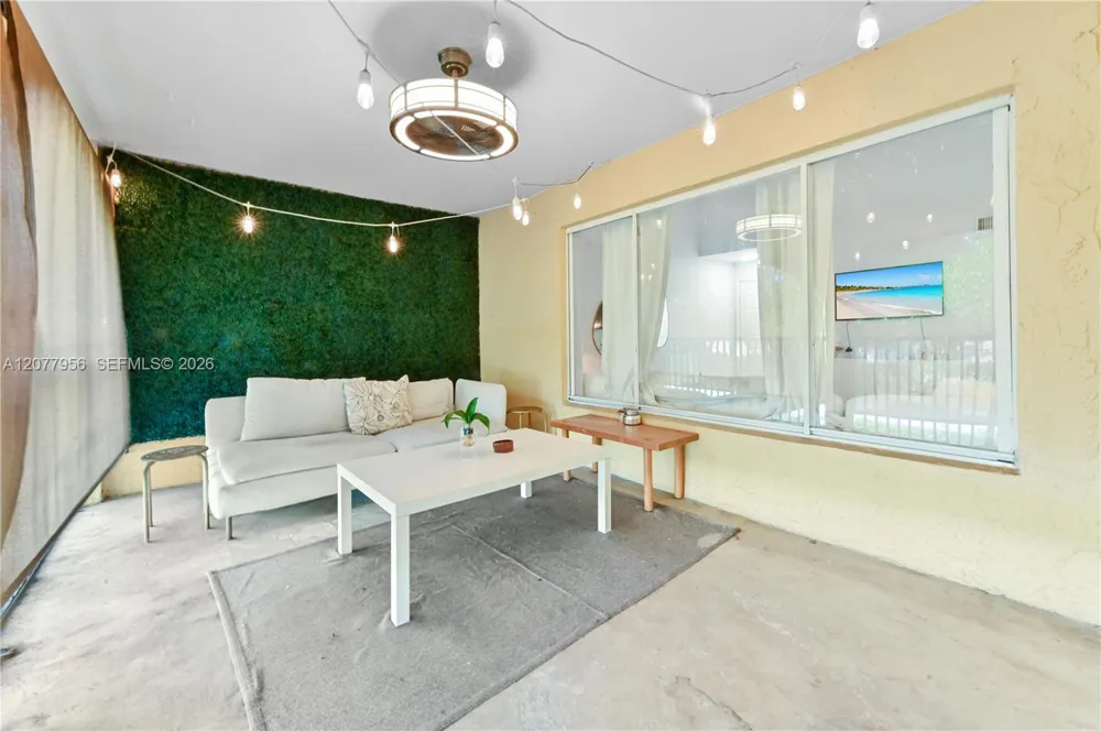 2662 NW 33rd St #2508 Oakland Park, FL 33309