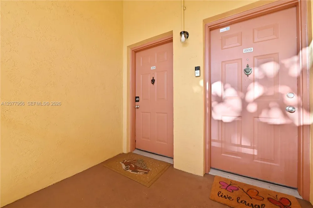 2662 NW 33rd St #2508 Oakland Park, FL 33309