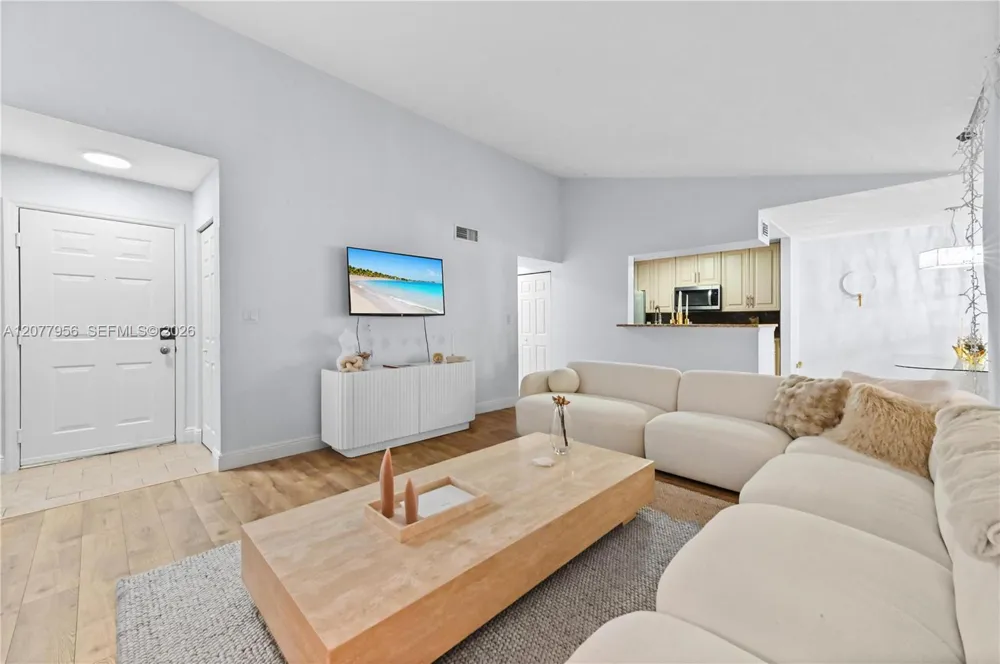 2662 NW 33rd St #2508 Oakland Park, FL 33309