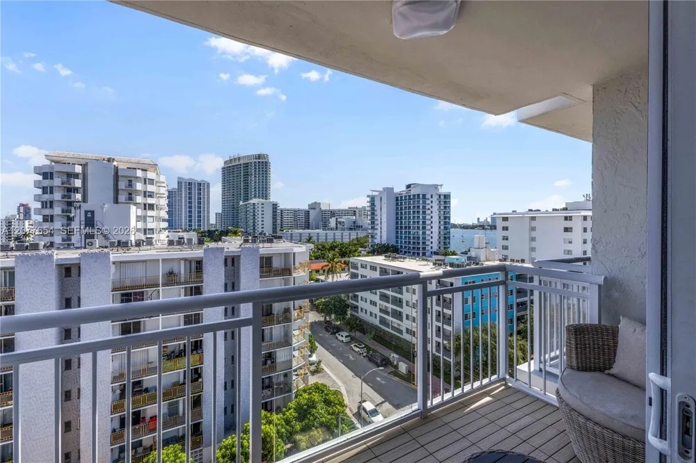 1345 Lincoln Rd #1004 Miami Beach, FL 33139