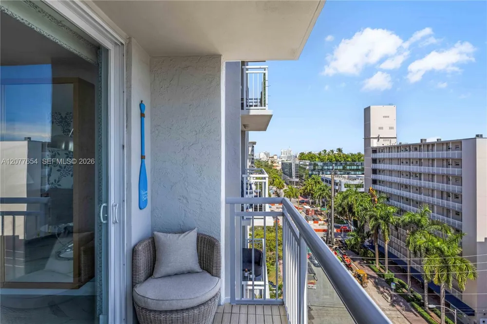 1345 Lincoln Rd #1004 Miami Beach, FL 33139