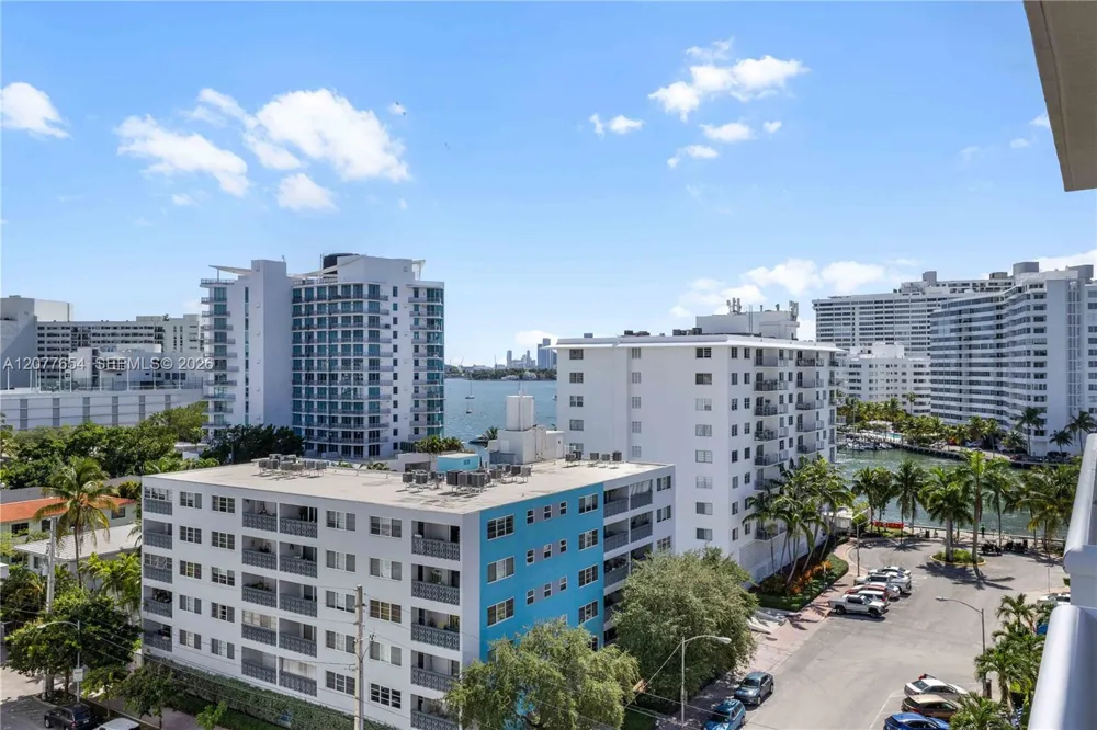 1345 Lincoln Rd #1004 Miami Beach, FL 33139