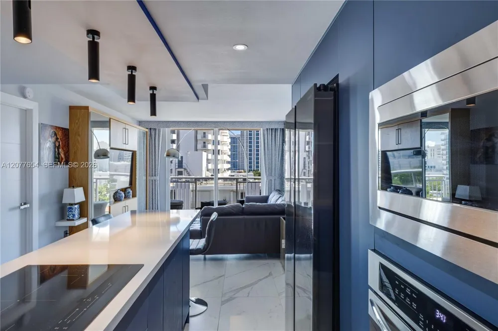 1345 Lincoln Rd #1004 Miami Beach, FL 33139