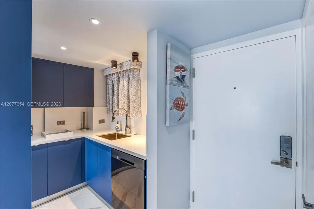 1345 Lincoln Rd #1004 Miami Beach, FL 33139
