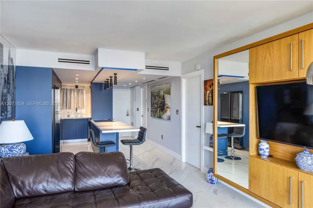1345 Lincoln Rd #1004 Miami Beach, FL 33139