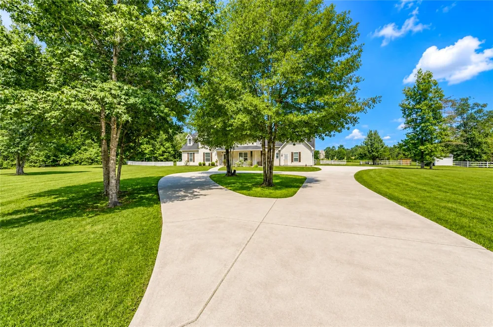 21065 Hereford Way Cleveland, TX 77328