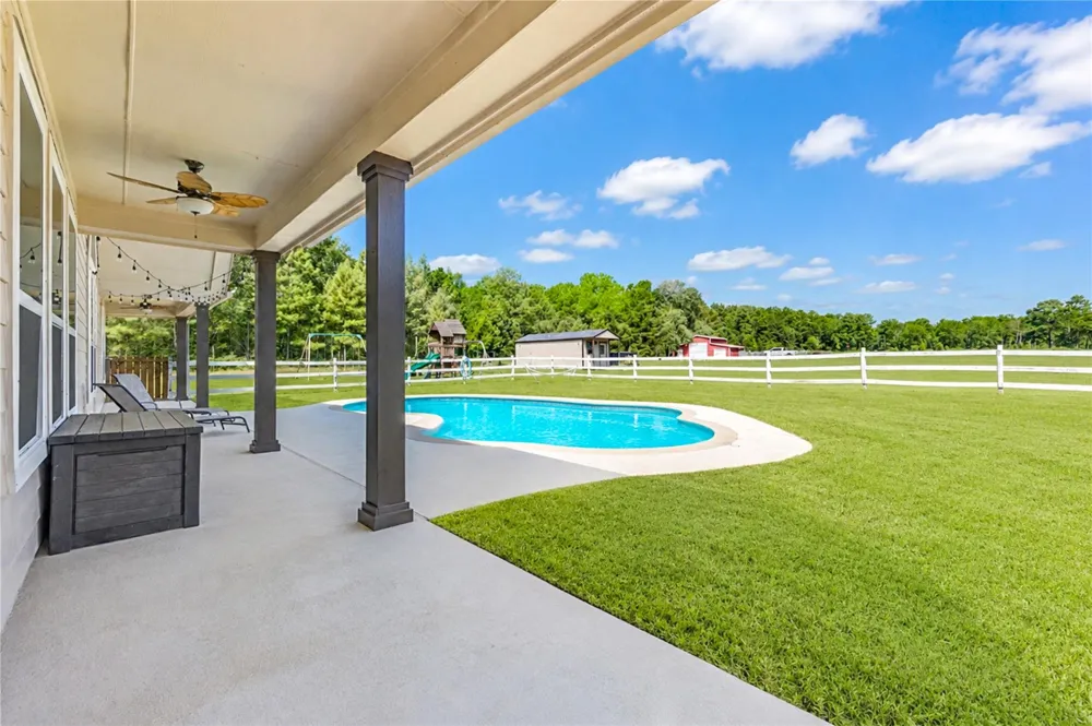 21065 Hereford Way Cleveland, TX 77328