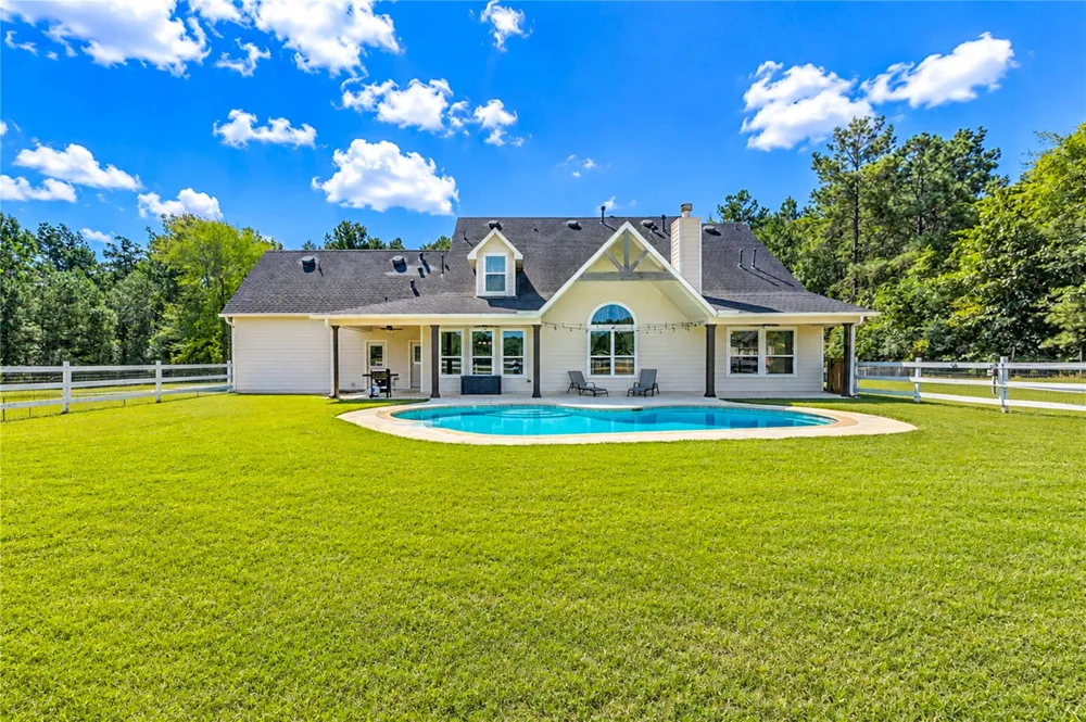 21065 Hereford Way Cleveland, TX 77328