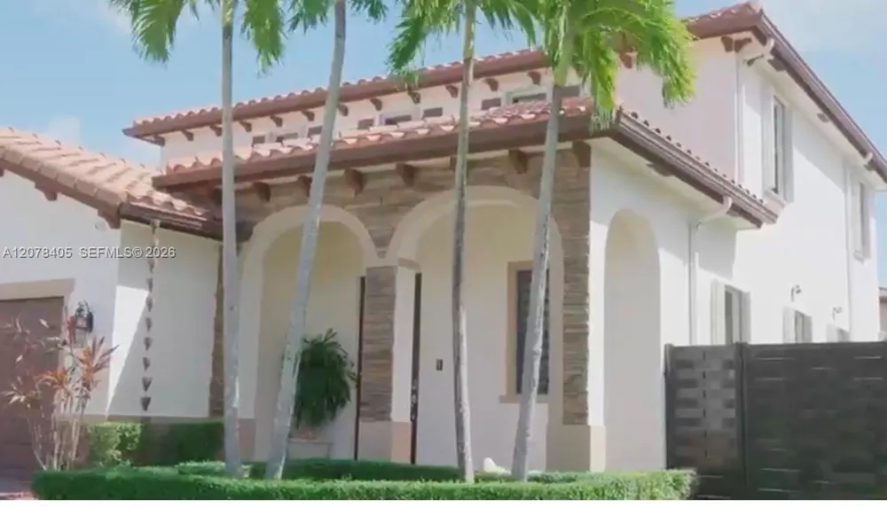 221 SE 35th Ave Homestead, FL 33033