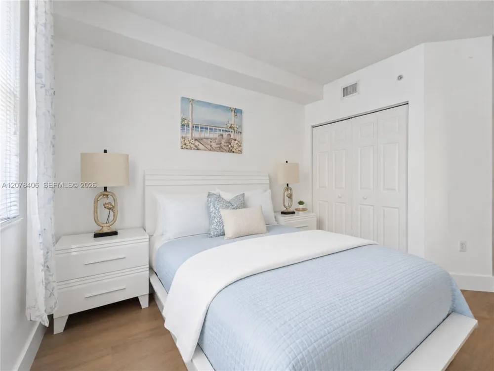 17145 Bay Rd #4311 Sunny Isles Beach, FL 33160