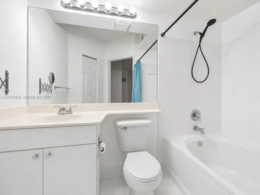 17145 Bay Rd #4311 Sunny Isles Beach, FL 33160