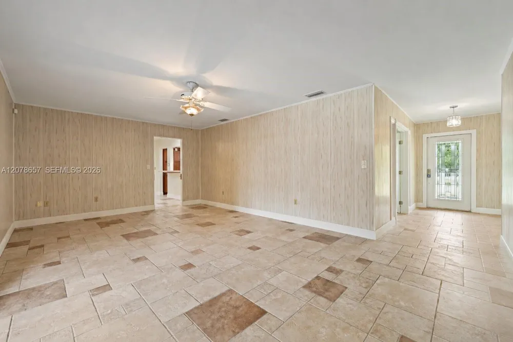 19345 SW 312th St Homestead, FL 33030