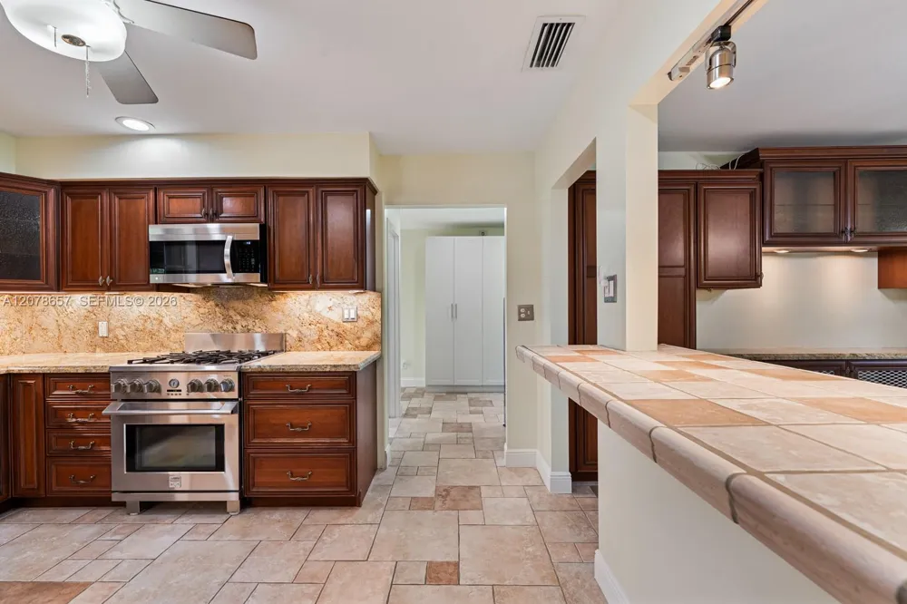 19345 SW 312th St Homestead, FL 33030