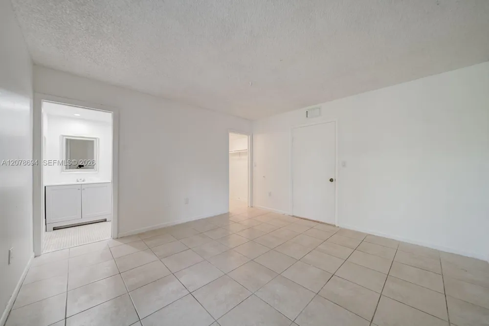 8420 SW 133rd Ave Rd #224 Miami, FL 33183