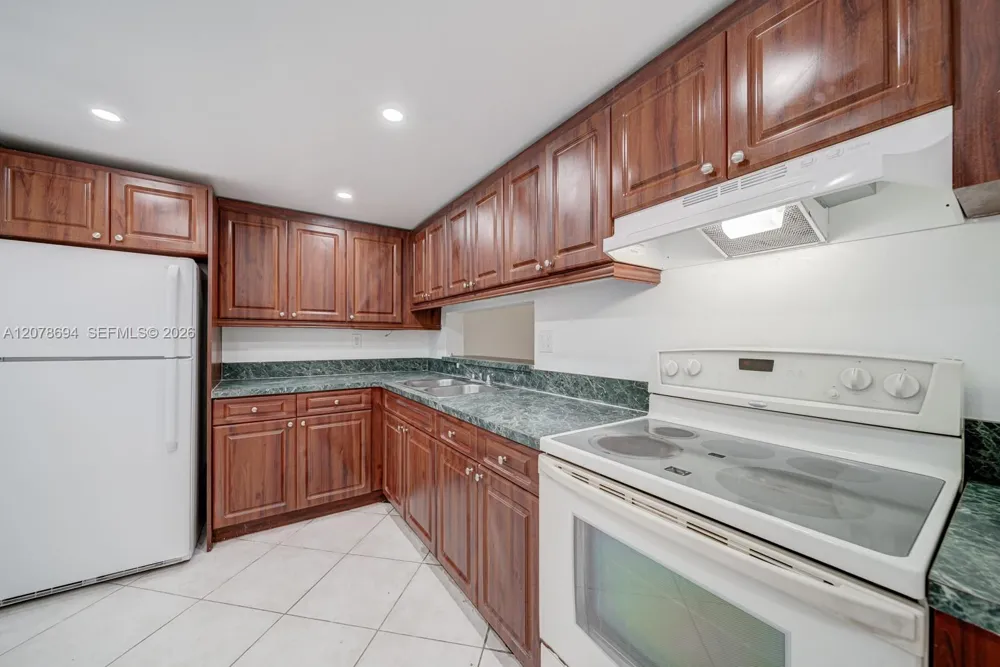 8420 SW 133rd Ave Rd #224 Miami, FL 33183