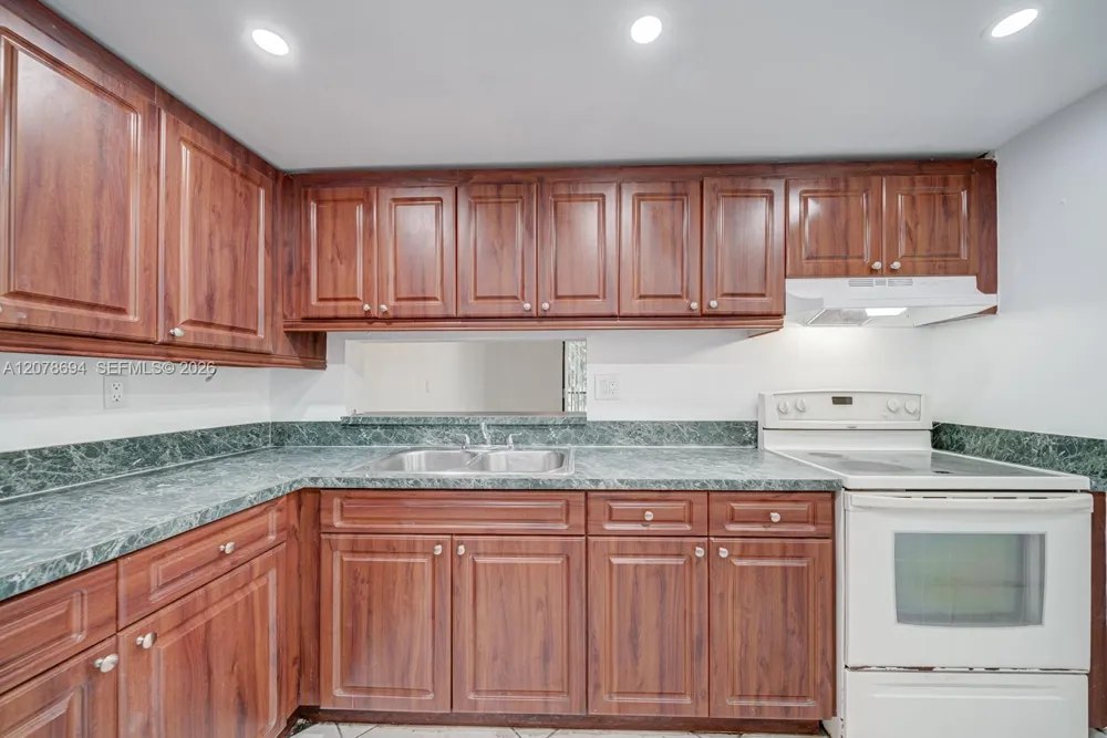 8420 SW 133rd Ave Rd #224 Miami, FL 33183