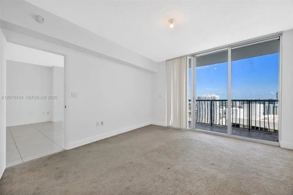 1750 Bayshore Dr #4011 Miami, FL 33132
