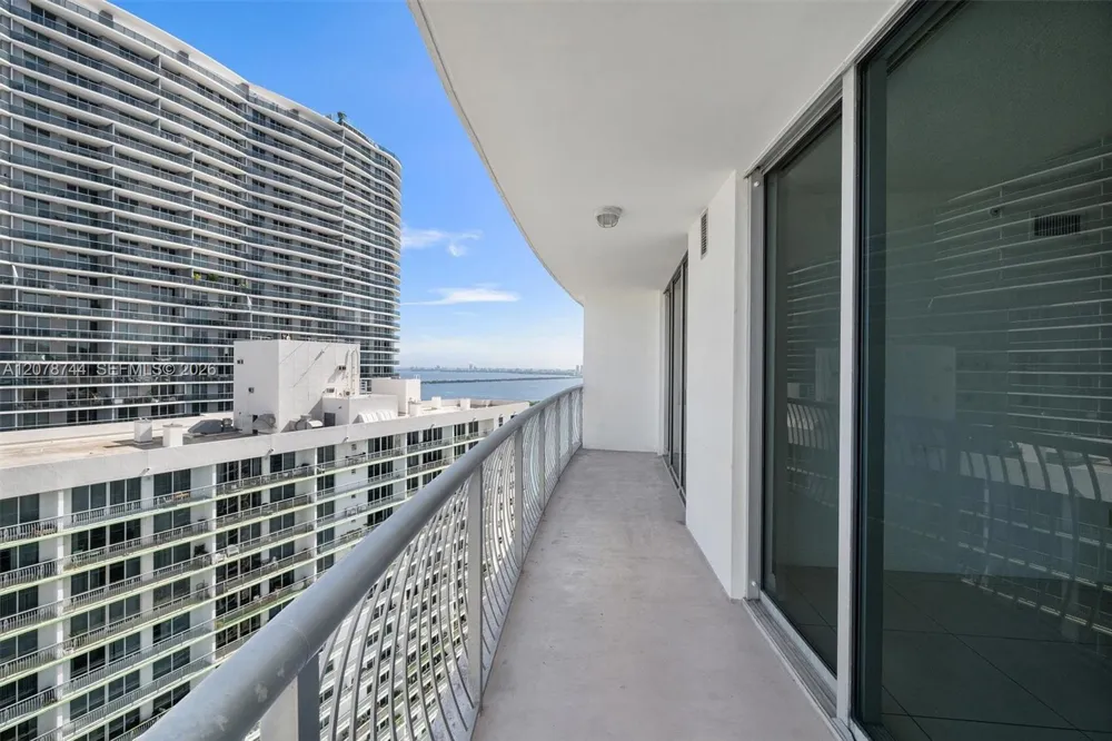1750 Bayshore Dr #4011 Miami, FL 33132