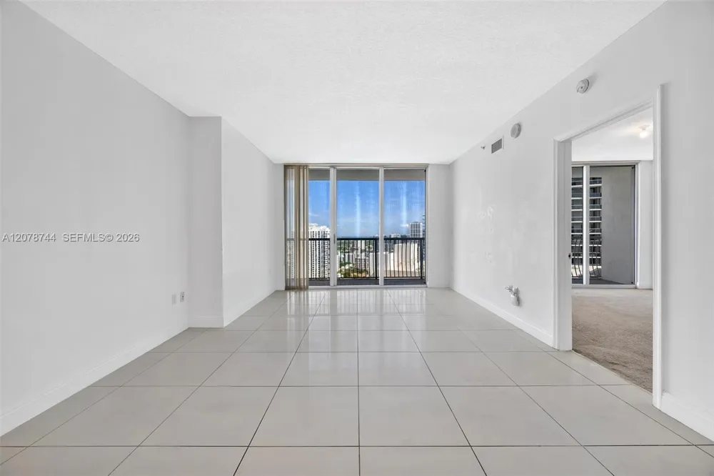 1750 Bayshore Dr #4011 Miami, FL 33132