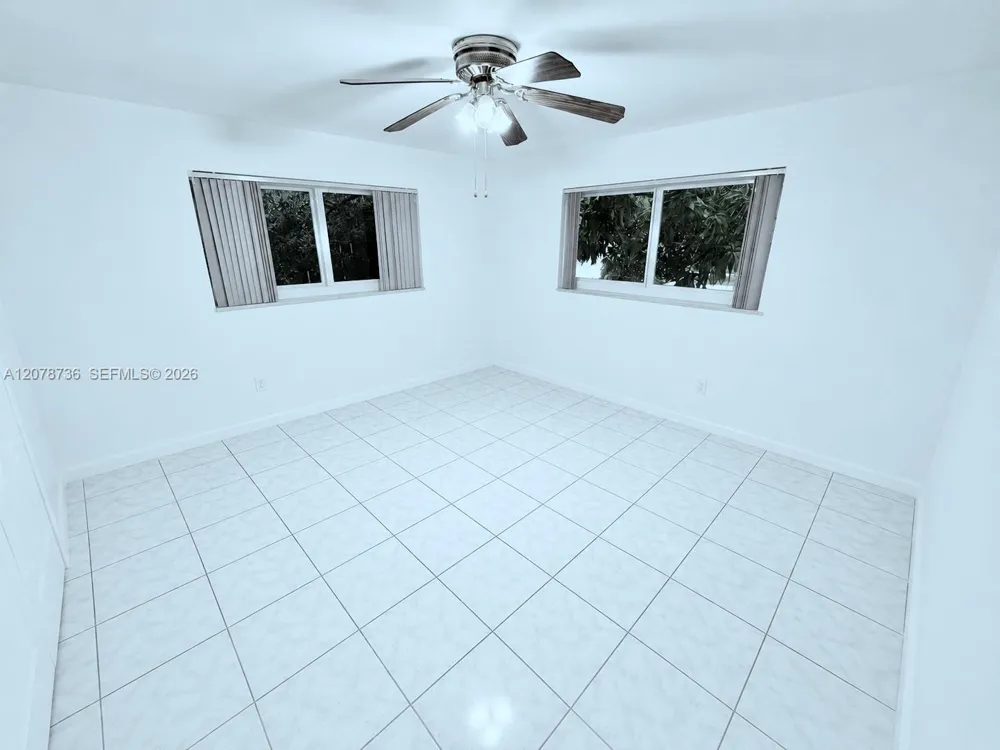 4940 SW 25th Ave Dania Beach, FL 33312
