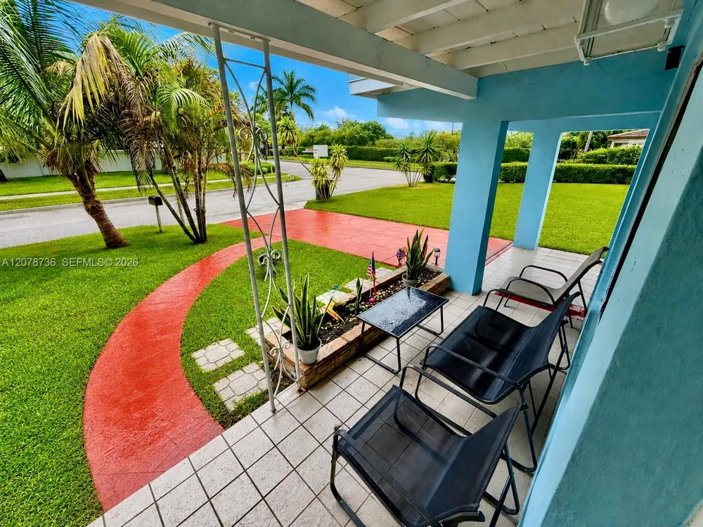 4940 SW 25th Ave Dania Beach, FL 33312