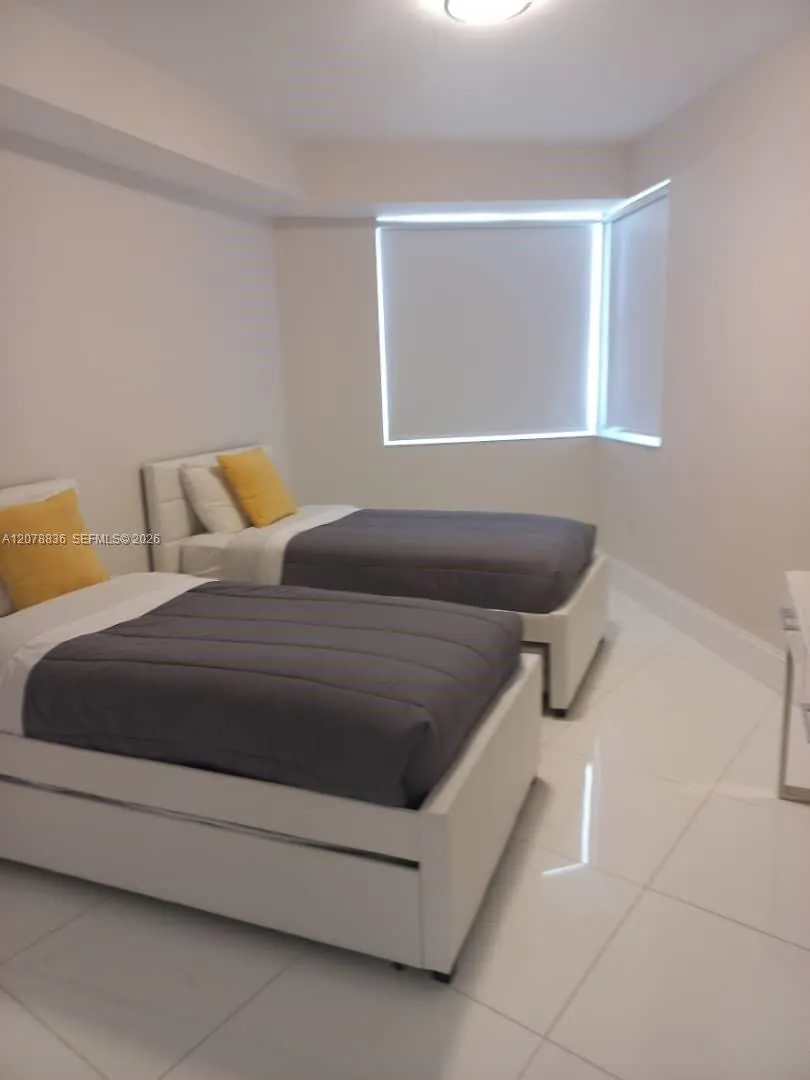 20000 E Country Club Dr #1212 Aventura, FL 33180