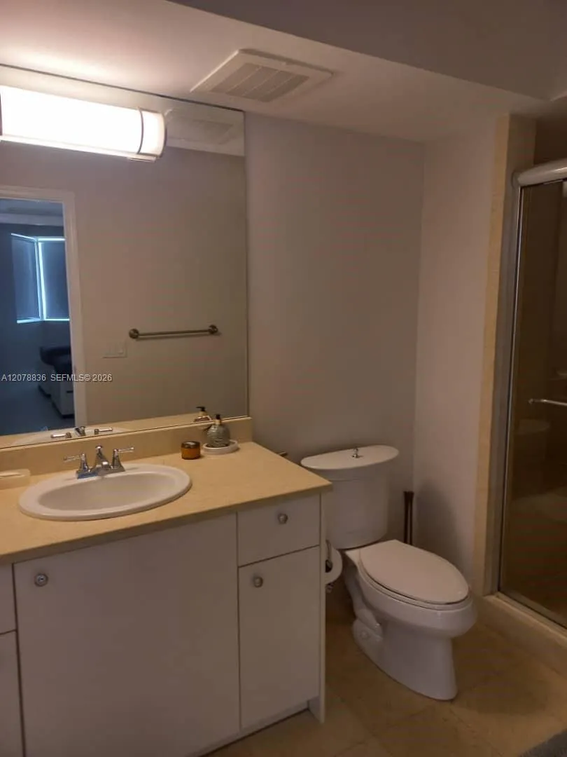20000 E Country Club Dr #1212 Aventura, FL 33180