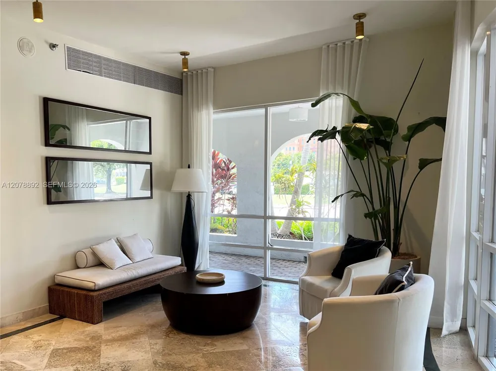 2351 Douglas Rd #1304 Miami, FL 33145