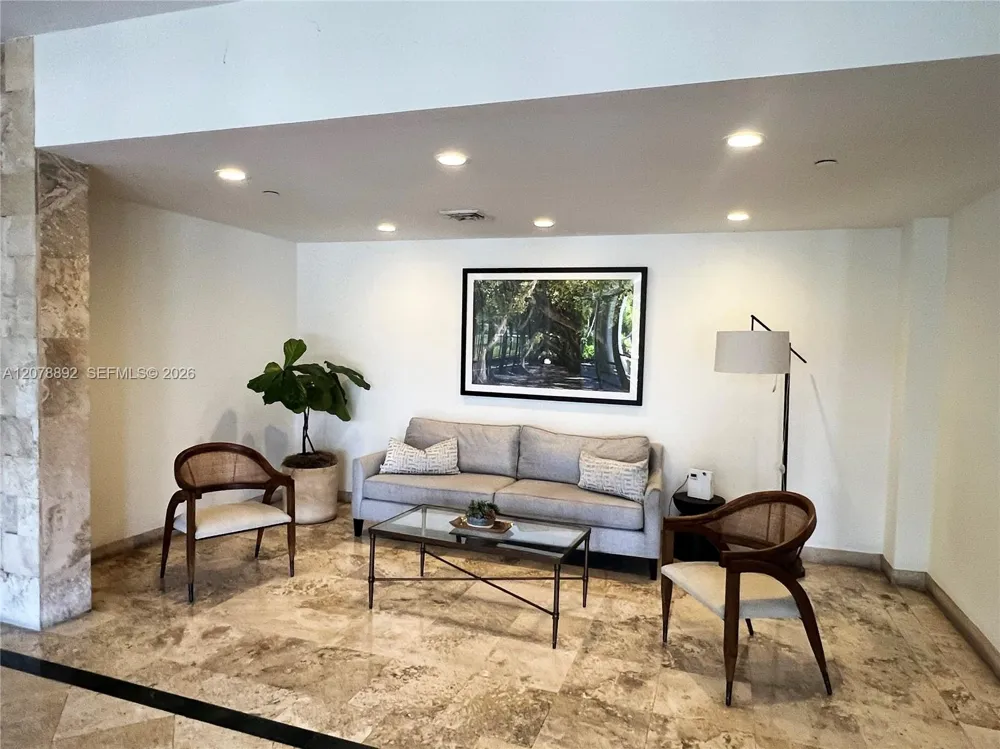 2351 Douglas Rd #1304 Miami, FL 33145