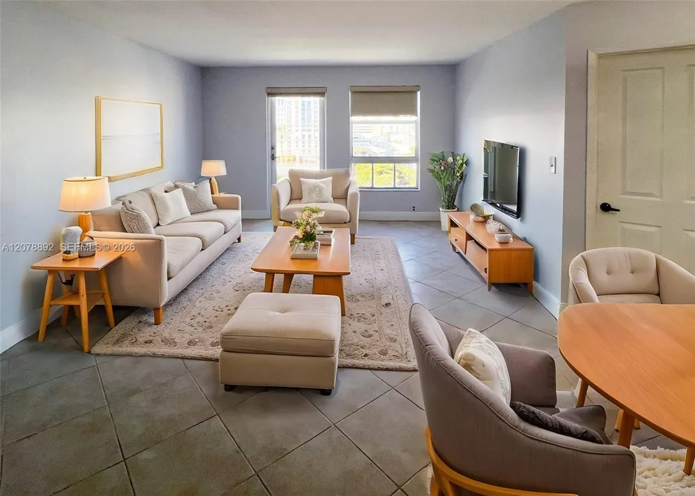 2351 Douglas Rd #1304 Miami, FL 33145