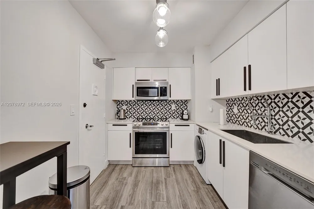 9195 Collins Ave #1109 Surfside, FL 33154