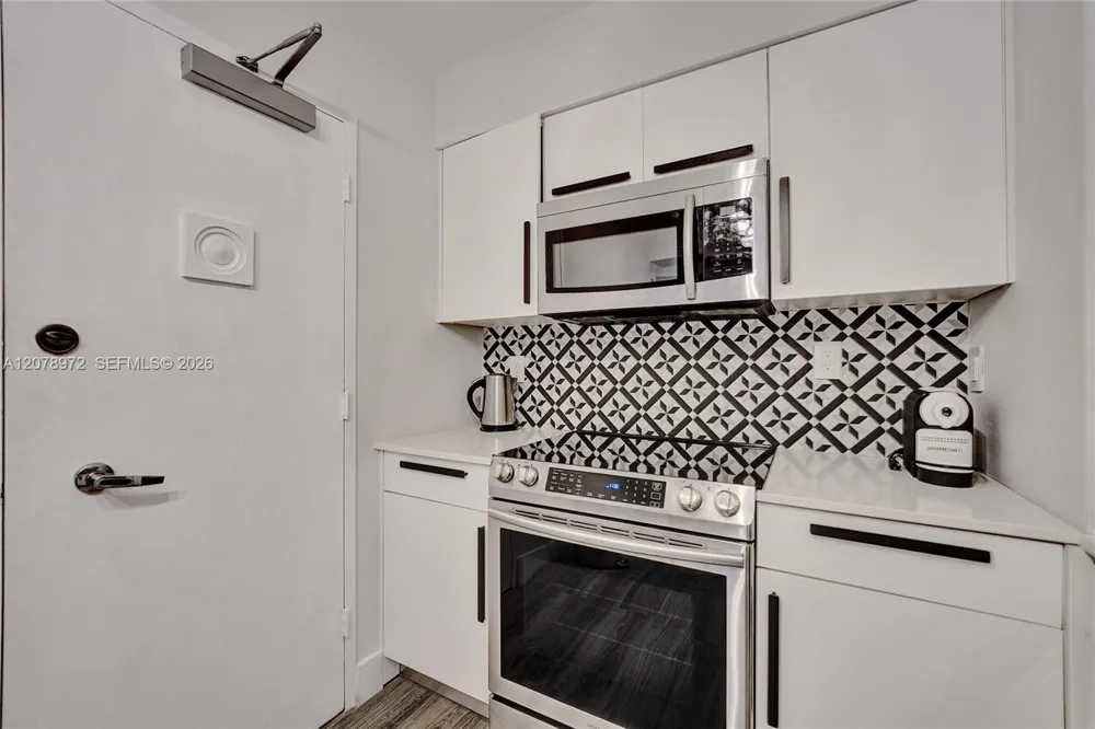 9195 Collins Ave #1109 Surfside, FL 33154