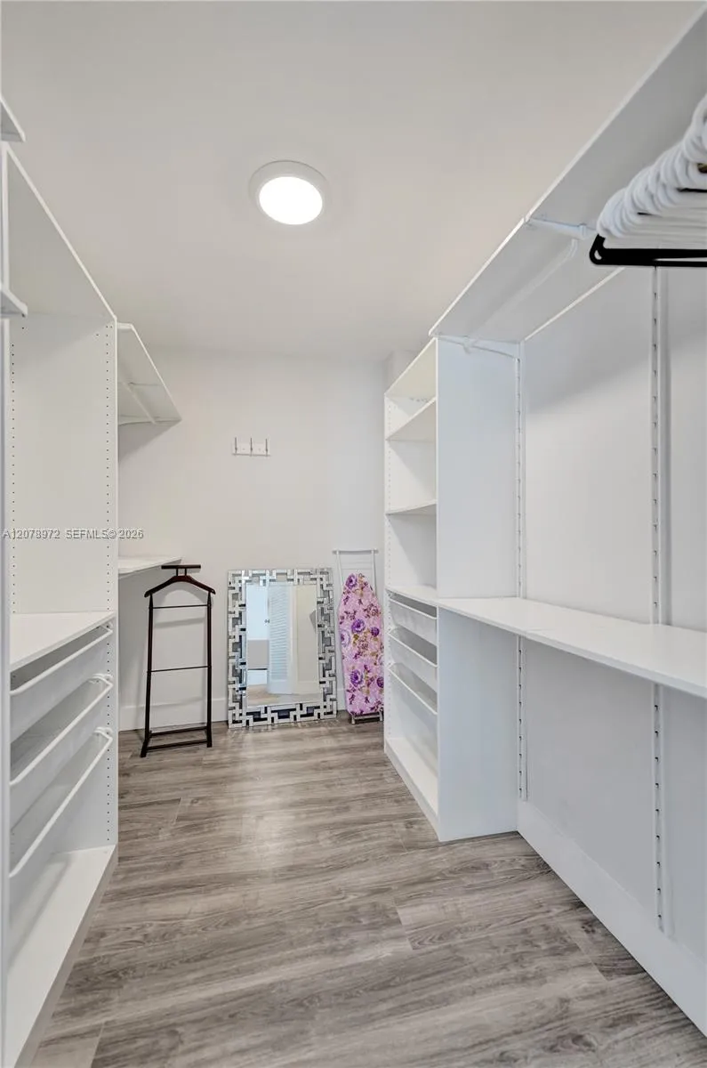 9195 Collins Ave #1109 Surfside, FL 33154