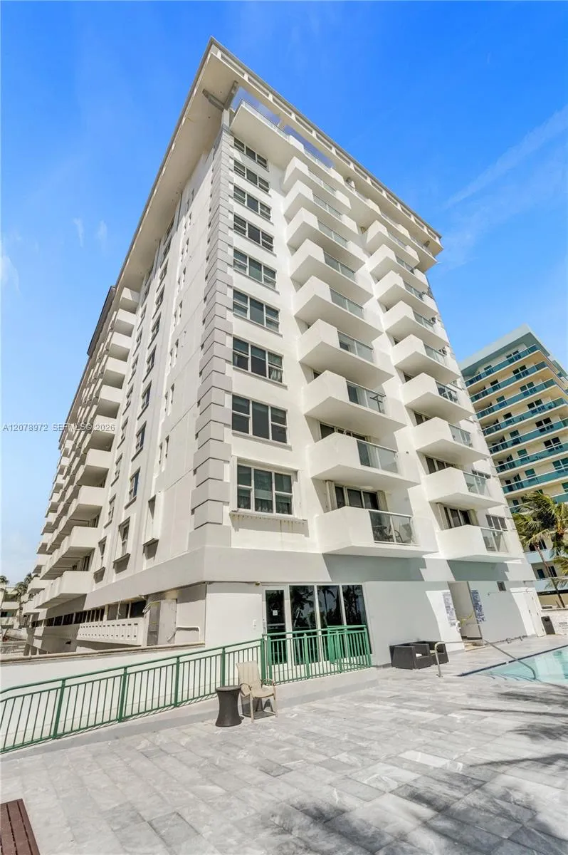 9195 Collins Ave #1109 Surfside, FL 33154