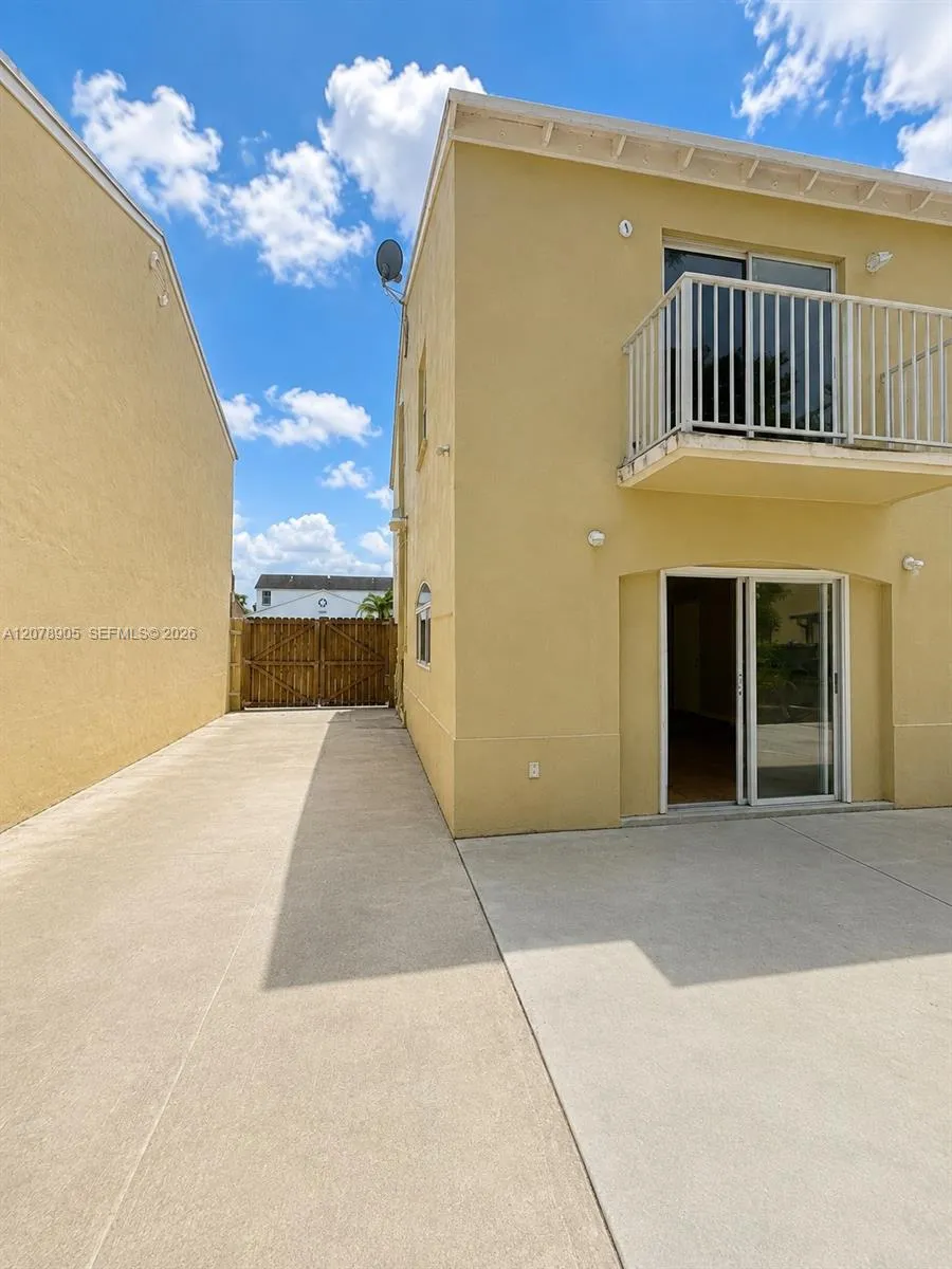 11981 SW 271st Ter Homestead, FL 33032