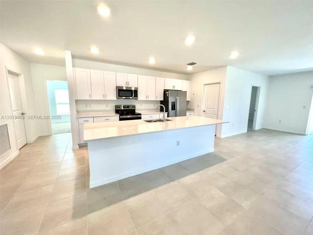 326 SW 31 Ave #0 Cape Coral, FL 33991