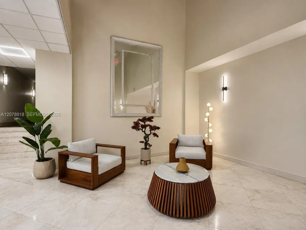 2780 NE 183rd St #215 Aventura, FL 33160